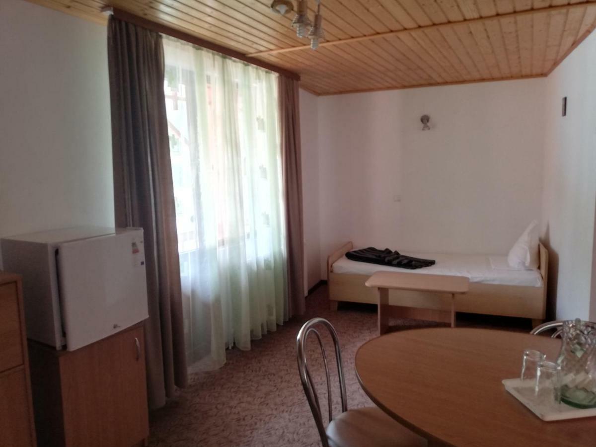 Vila Pufu Slanic Moldova Exterior photo